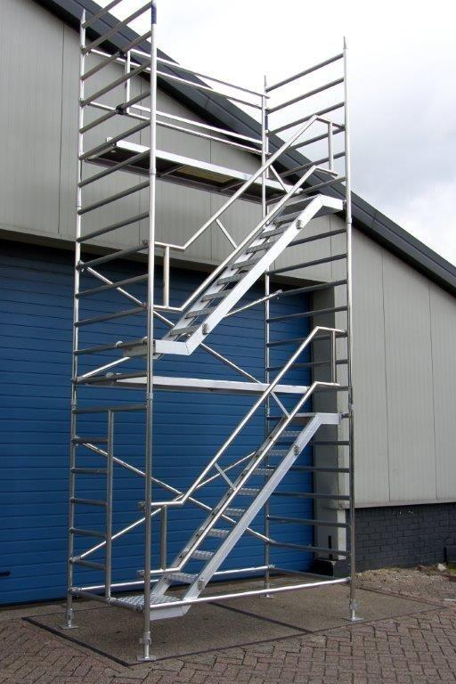 Trappentoren rolsteiger 135x250 10,2m werkhoogte