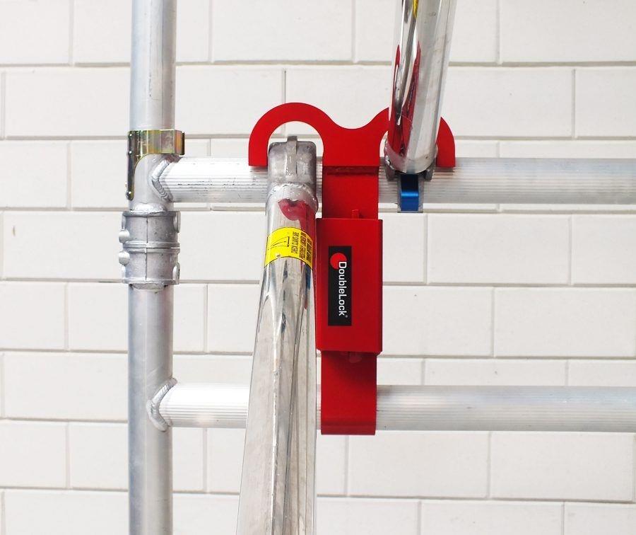 35080550doublelockspiderrolsteigerslottoegepast